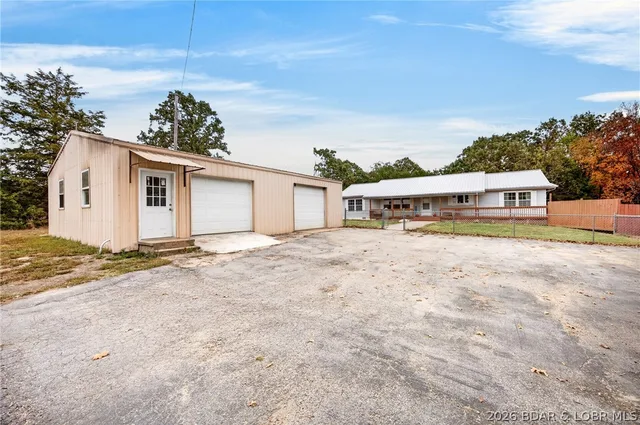 1240 State Road, Macks Creek, MO