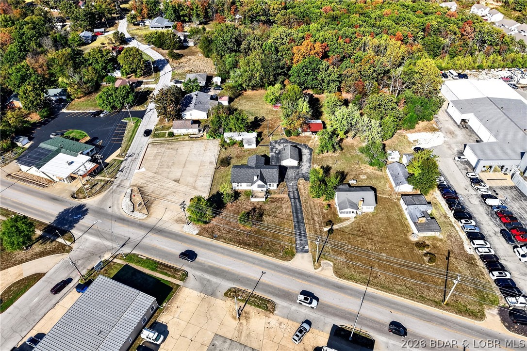 Garage — 332 Business Route 5 Camdenton Missouri real estate
