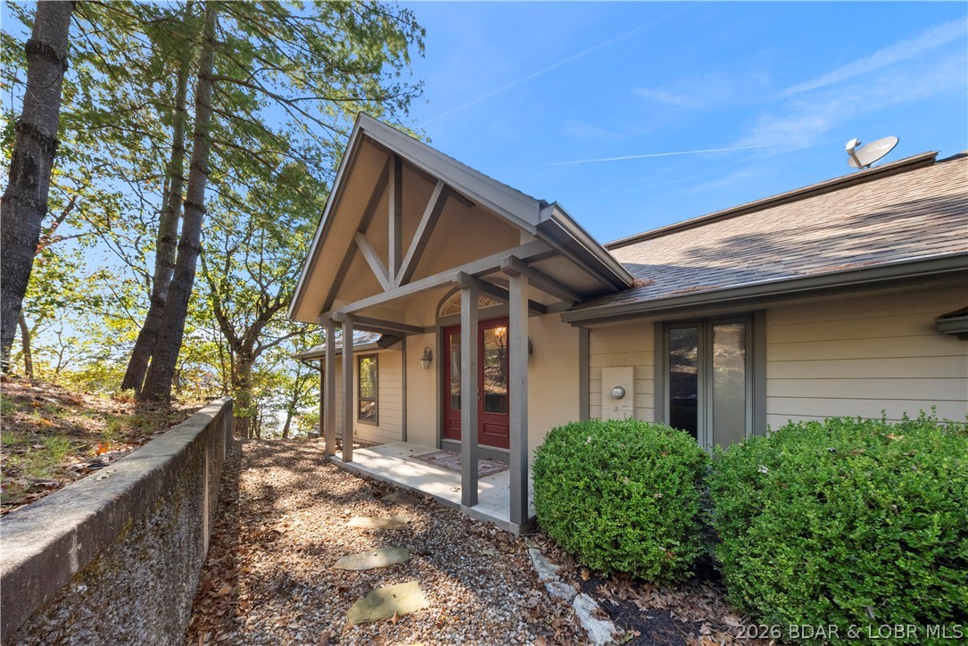 Backyard — 245 Rosewood Cove Road Sunrise Beach Missouri real estate