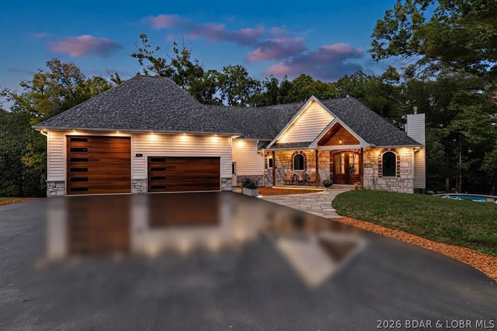 10 Strawberry FLD Camdenton Missouri 5 bedroom 3 bathroom home for sale listed at $1,400,000