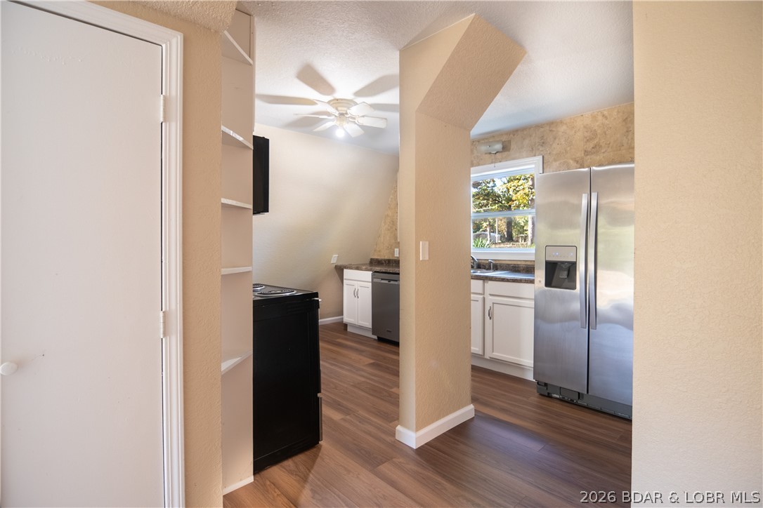Primary bedroom — 18 Cove Road Rocky Mount Missouri real estate
