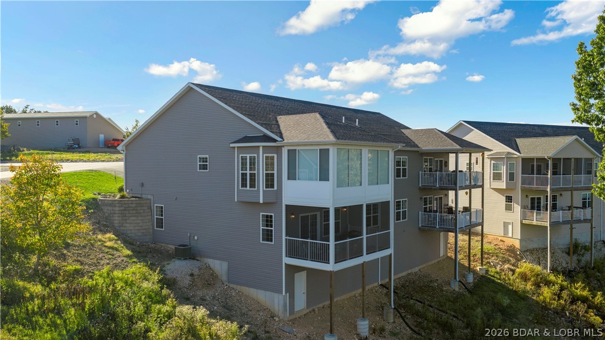 Primary bedroom — 23 Enclaves Lane Lake Ozark Missouri real estate