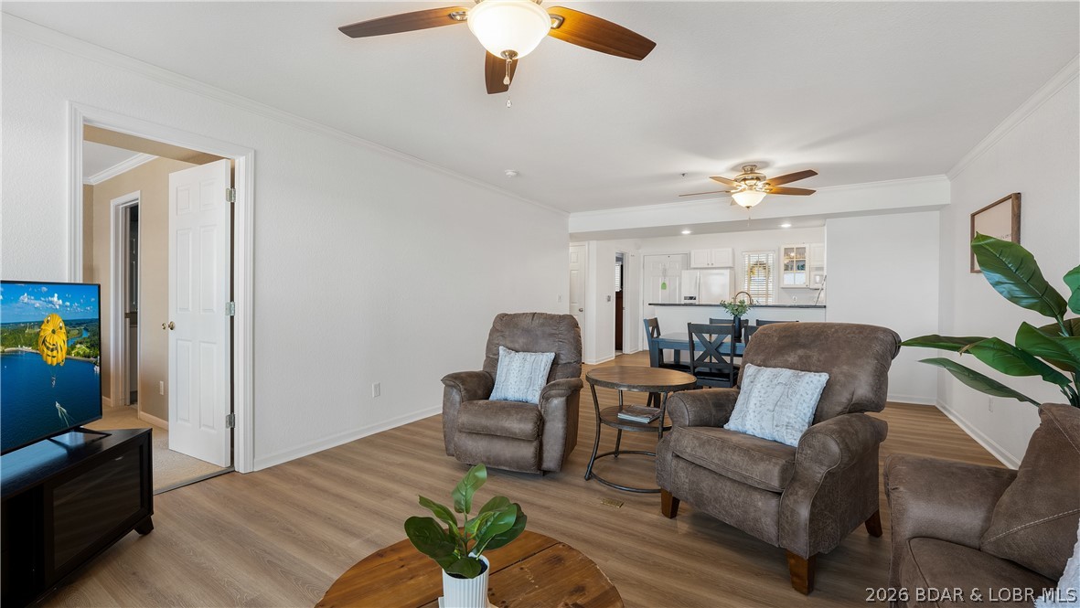 Primary bedroom — 1407 W Harbour Towne Drive Lake Ozark Missouri real estate