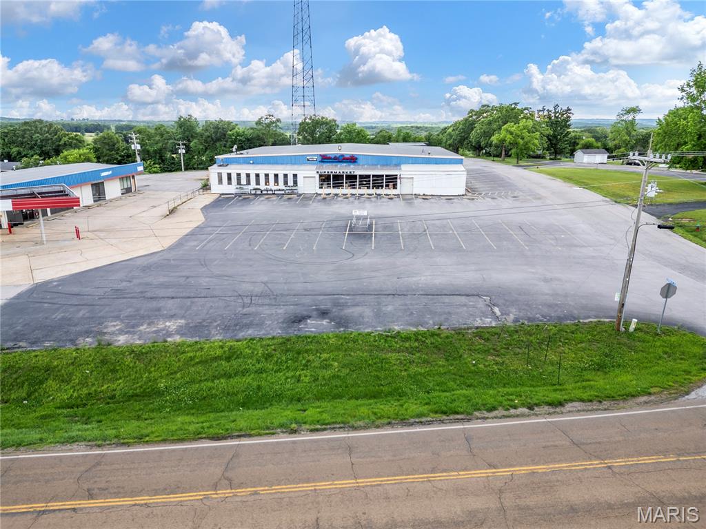 500 S Commercial Street Crocker Missouri home for sale listed at $395,000