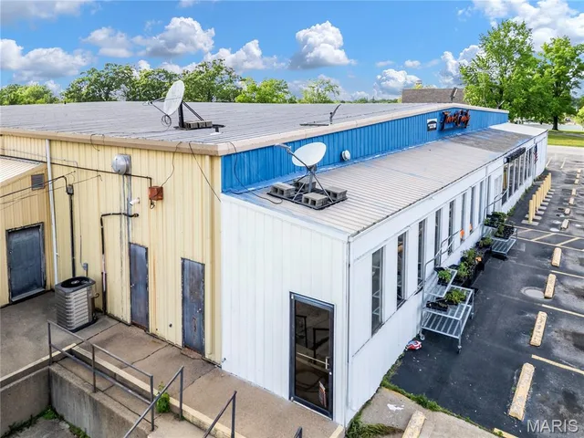 Kitchen — 500 S Commercial Street Crocker Missouri real estate