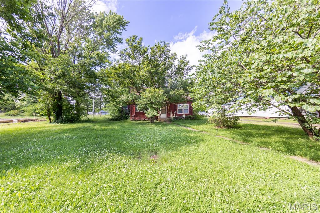 129 Maple Avenue, Licking MO