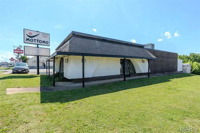Front exterior — 1011 Kingshighway Street Rolla Missouri real estate