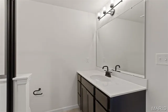 Kitchen — 2209 Heatherfield Drive Rolla Missouri real estate