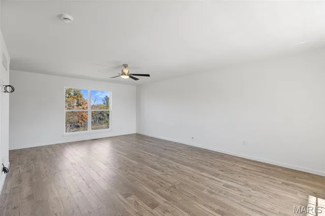 Primary bedroom — 2303 Heatherfield Drive Rolla Missouri real estate