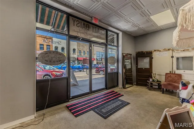 Primary bedroom — 112 W Commercial Street Lebanon Missouri real estate