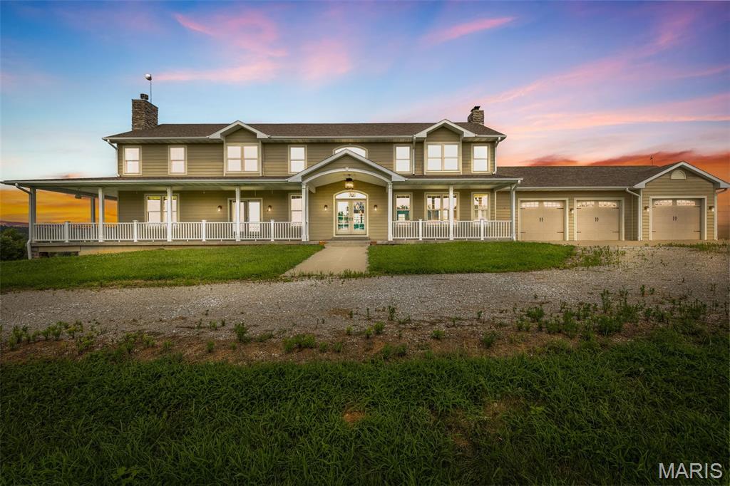1306 State Route J Fayette Missouri 4 bedroom 5 bathroom home for sale listed at $1,374,900