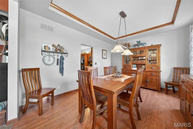 Primary bedroom — 16400 Pleasant Hill Road Wright City Missouri real estate