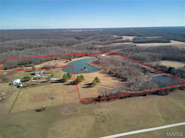 Primary bedroom — 15 +/- Acres Polston Ln. Marthasville Missouri real estate