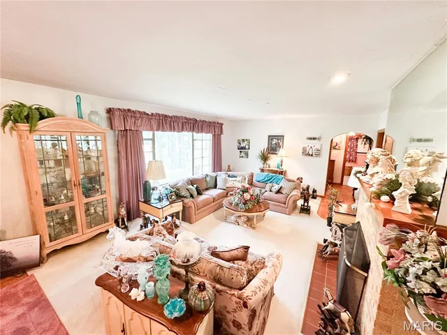 Primary bedroom — 3234 N Hwy. 19 Salem Missouri real estate