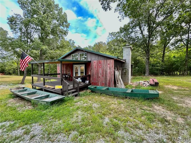 1640 Highway 63, Houston MO