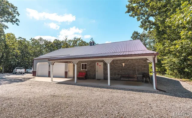 Front exterior — 24418 Golden Beach Rd Eldon Missouri real estate