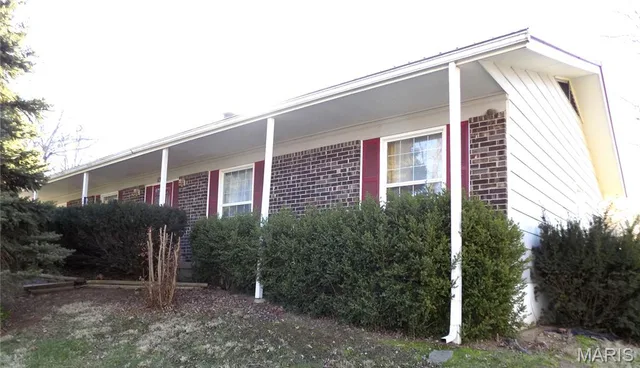 Front exterior — 1306 Broadway Street Rolla Missouri real estate