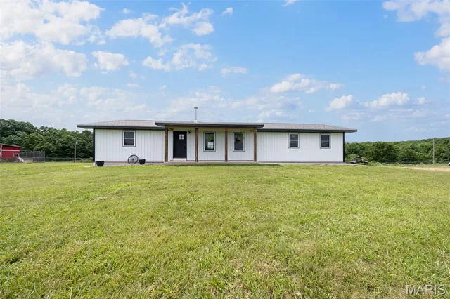 Front exterior — 13710 County Road 6080 Edgar Springs Missouri real estate