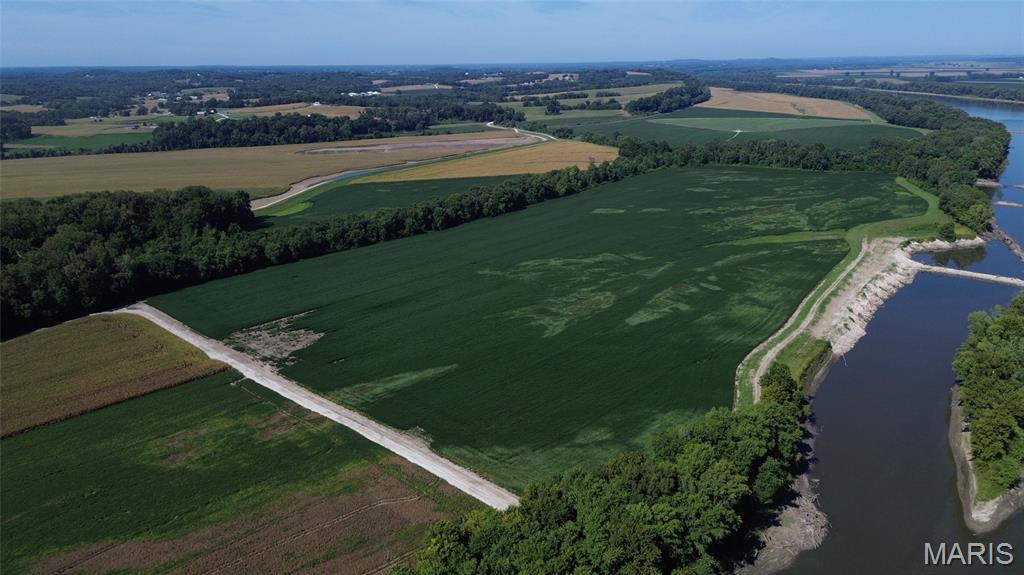 112 St Johns Island Road Washington Missouri home for sale listed at $1,400,000