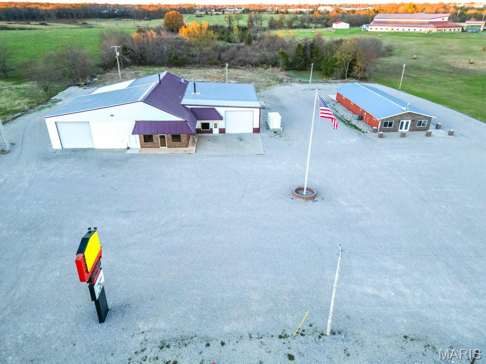 19243 EQUESTRIAN Road, Lebanon MO