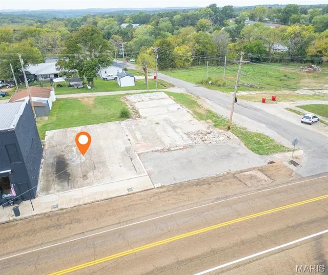 Front exterior — 120 N Commercial Street Crocker Missouri real estate