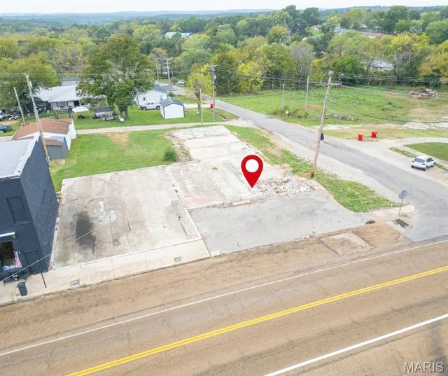 Front exterior — 124 N Commercial Street Crocker Missouri real estate