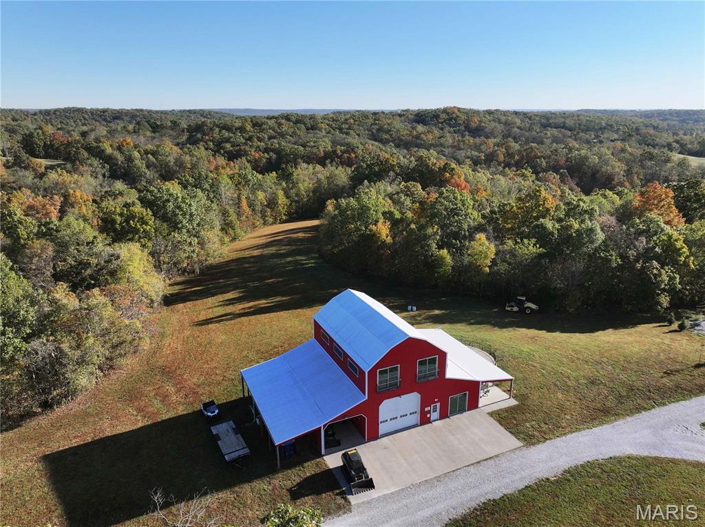 555 Morning Star Circle Perryville Missouri 1 bedroom 2 bathroom home for sale listed at $1,200,000