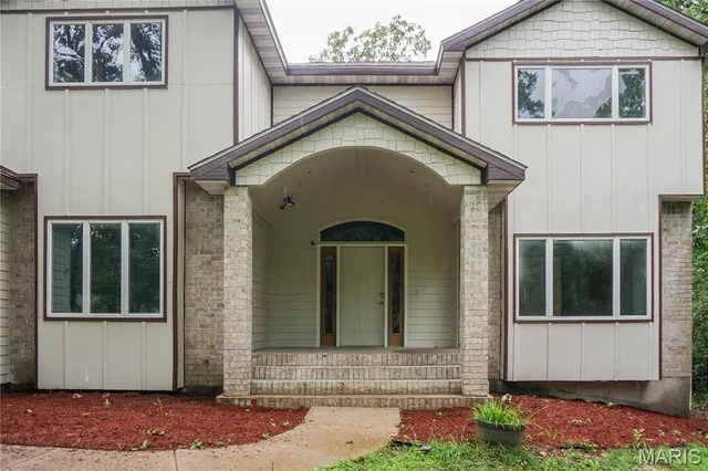 Front exterior — 503 Lariat Lane Rolla Missouri real estate