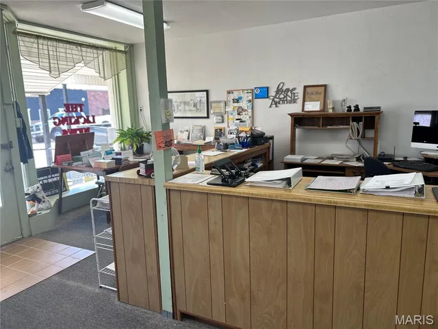 Living room — 115 S Main Street Licking Missouri real estate