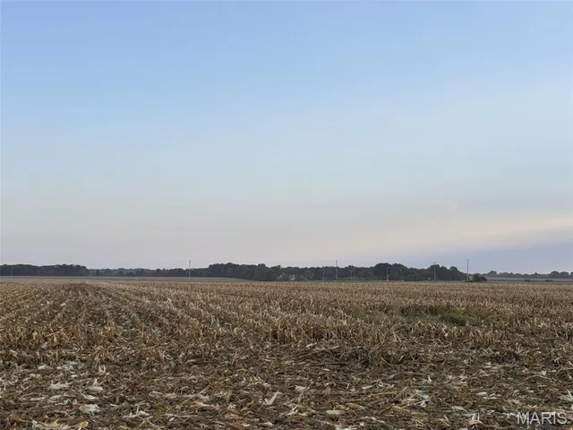 Primary bedroom — 95+/- Acres State Hwy AA Wright City Missouri real estate