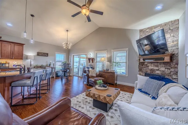 Living room — 50 Sunstone Drive Camdenton Missouri real estate