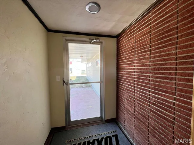 Primary bedroom — 106 S Chestnut Street Richland Missouri real estate