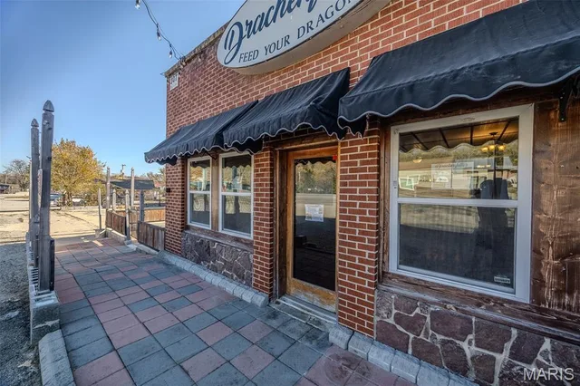 Front exterior — 307 Historic Route 66 Waynesville Missouri real estate