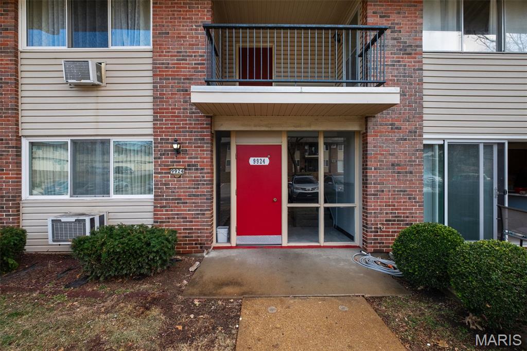 9924 Bunker Hill Drive, St Louis MO