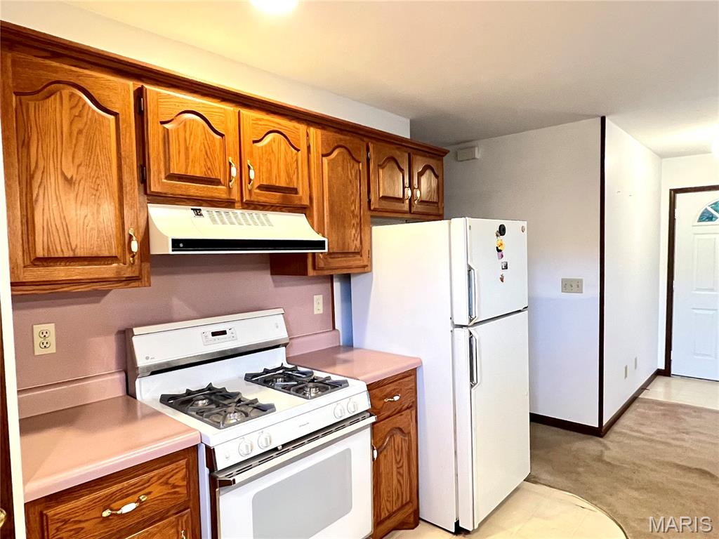 Kitchen — 14275 Camden Lane Dixon Missouri real estate