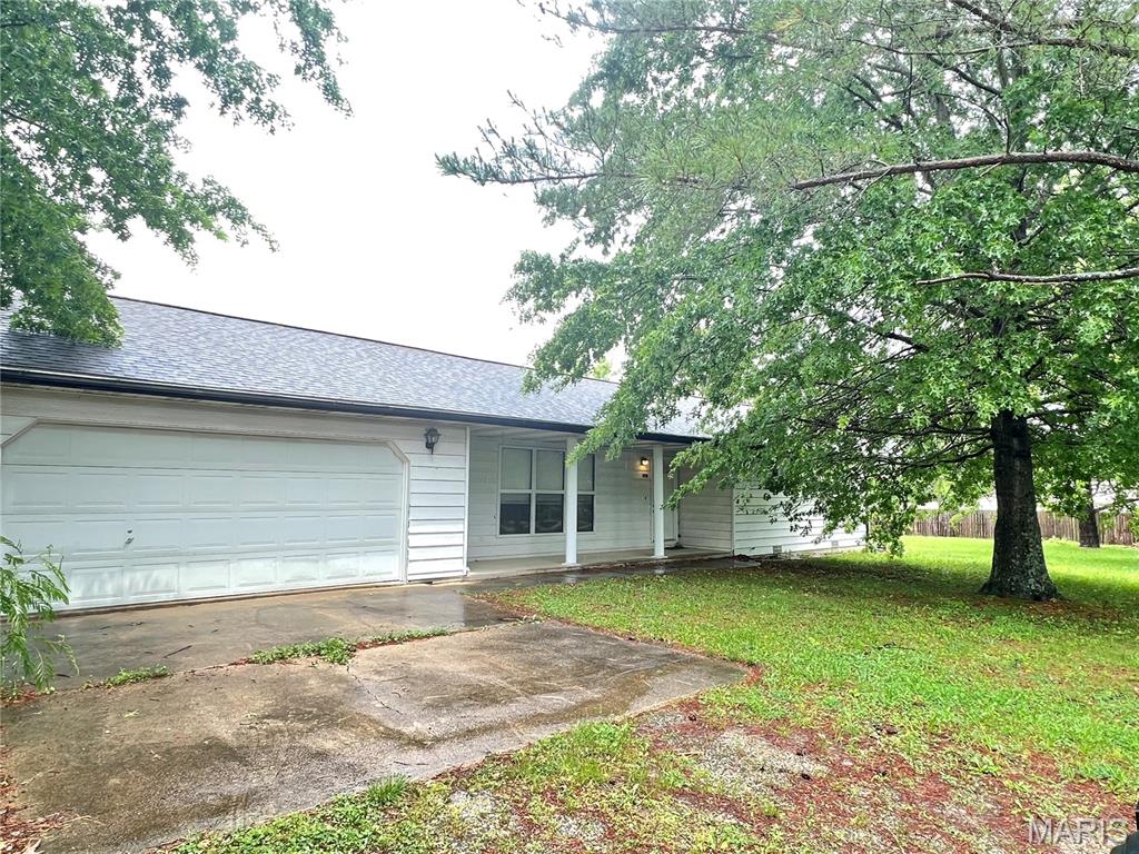 14275 Camden Lane Dixon Missouri 2 bedroom 2 bathroom home for sale listed at $188,500