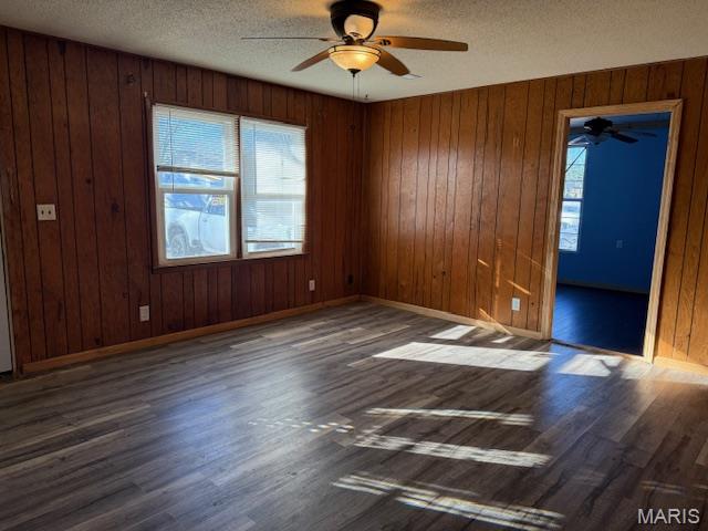 Primary bedroom — 113 Beth Street Licking Missouri real estate