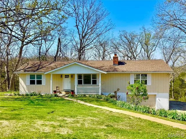 Front exterior — 5362 W Anding Drive Catawissa Missouri real estate