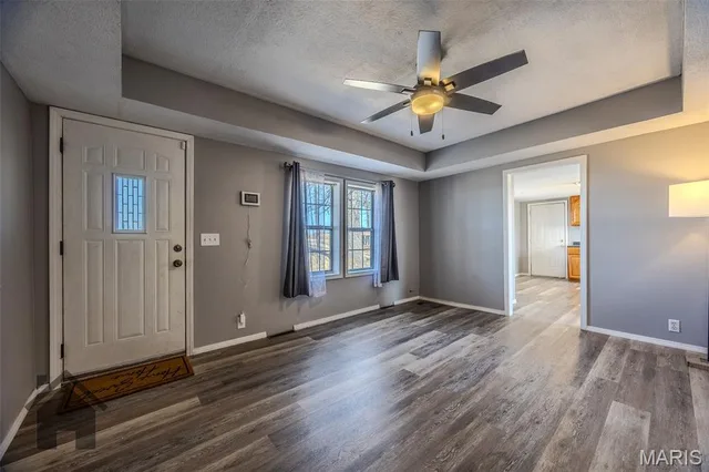 Primary bedroom — 22818 Spruce Road Waynesville Missouri real estate