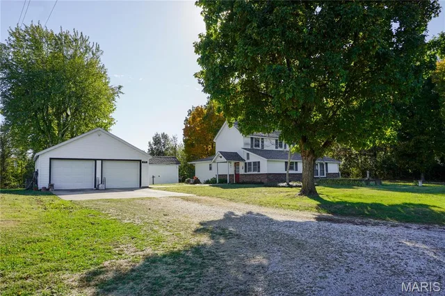 Front exterior — 1599 E State Route 72 Rolla Missouri real estate