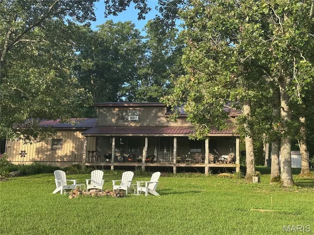 Front exterior — 31 Sunset Lane Steelville Missouri real estate