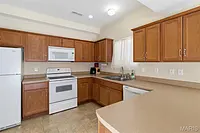 Kitchen — 214 Fritts Circle Waynesville Missouri real estate