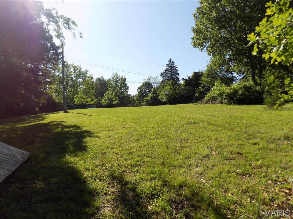 Living room — Lot 74 A Cedar Hill Court Rolla Missouri real estate