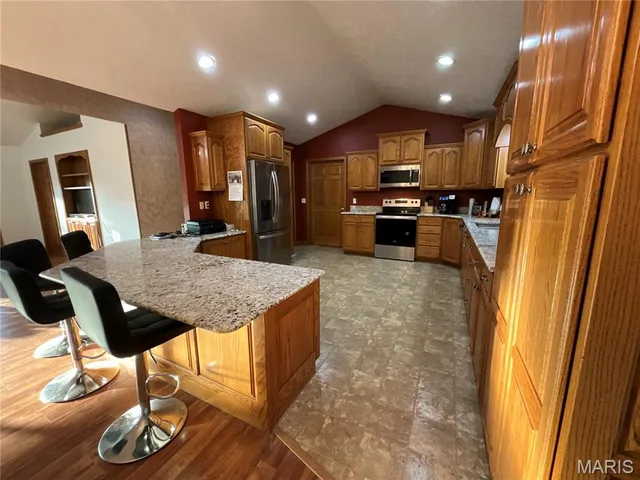 Primary bedroom — 19056 Country Road 427 Summersville Missouri real estate