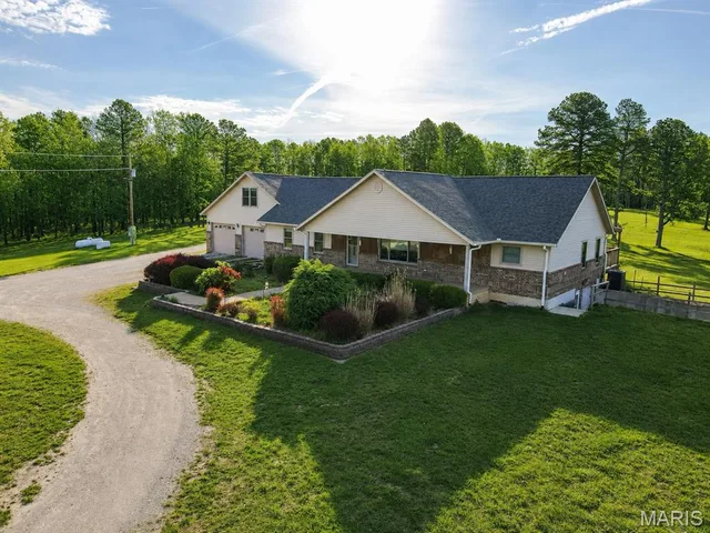 19056 Country Road 427, Summersville MO