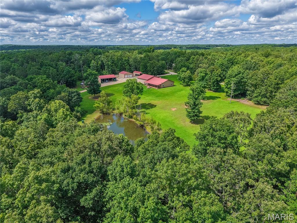 698 Hoot Owl Lane Grandin Missouri home for sale listed at $4,400,000