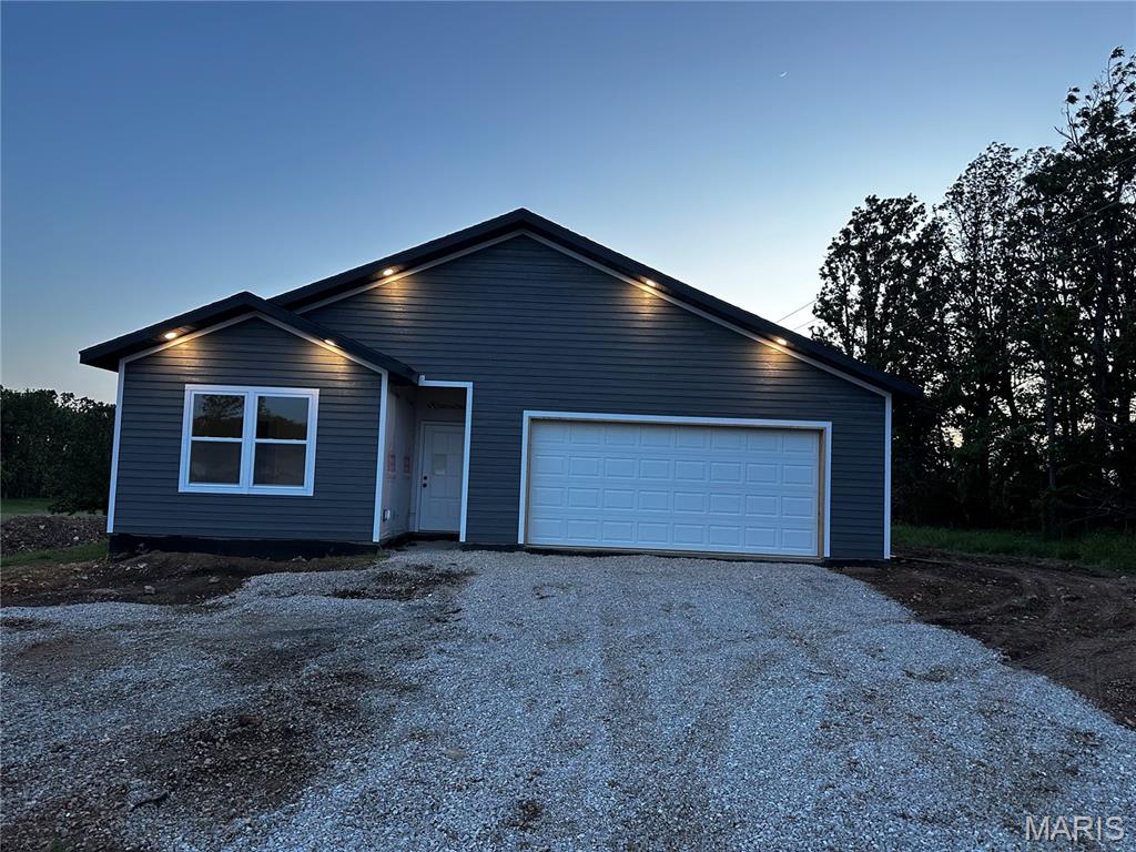 Front exterior — 2043 Kay Avenue Lebanon Missouri real estate