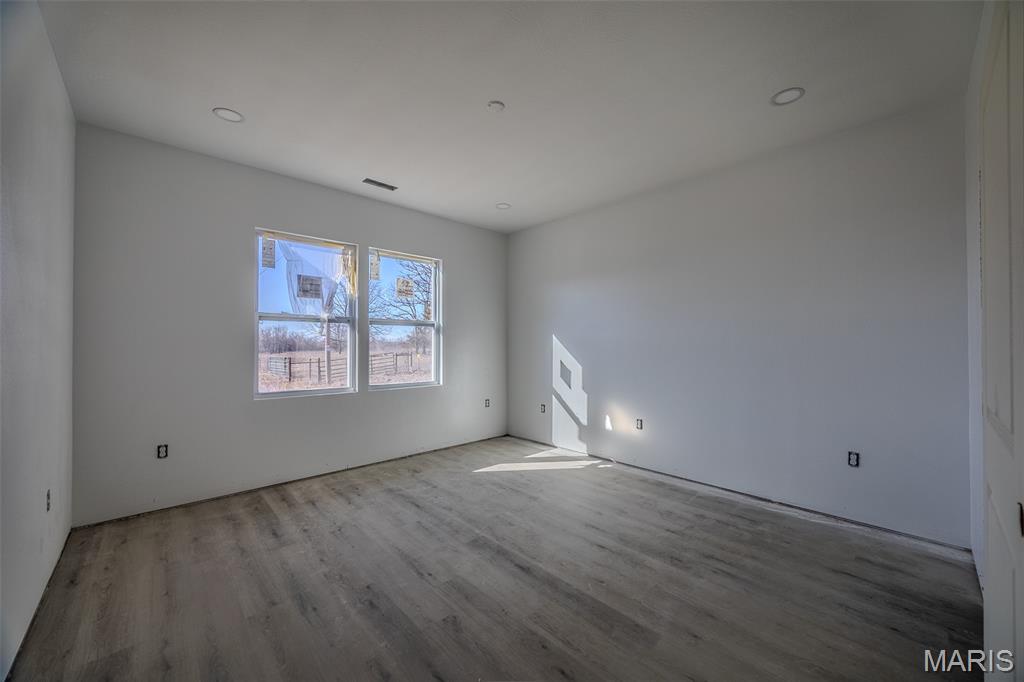 Primary bedroom — 2043 Kay Avenue Lebanon Missouri real estate