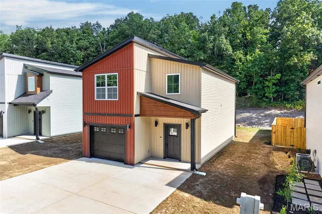 Front exterior — 575 Russell Drive Waynesville Missouri real estate