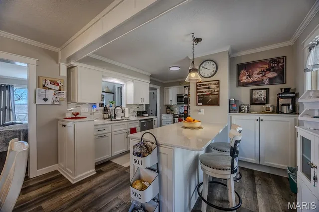 Living room — 206 Lafayette Circle Waynesville Missouri real estate